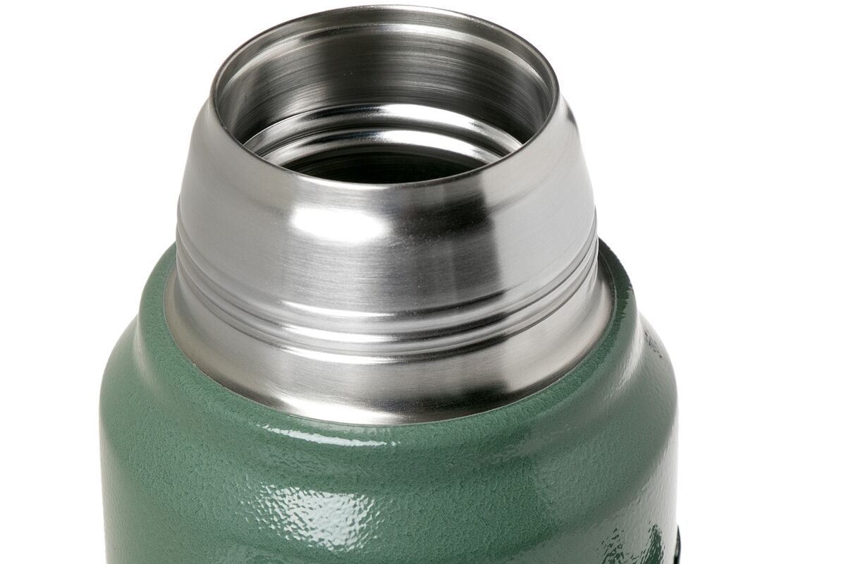 Stanley Classic 1.9L Vacuum Flask - Image 3